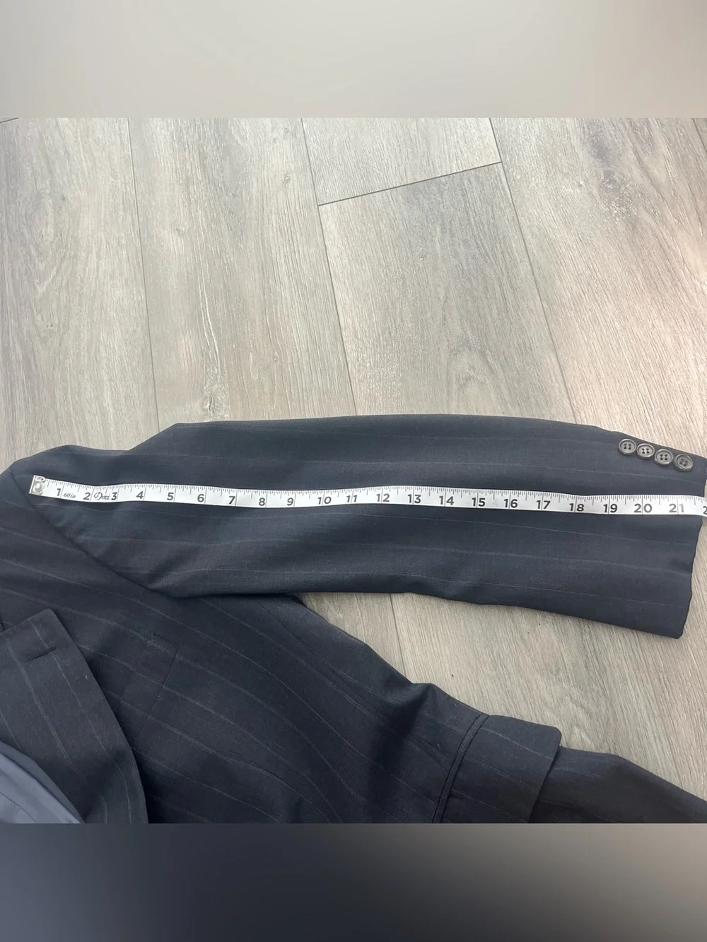 Vintage Sandhurst Club Neiman Marcus Wool Pinstripe Suit USA Approx 44R 32x27